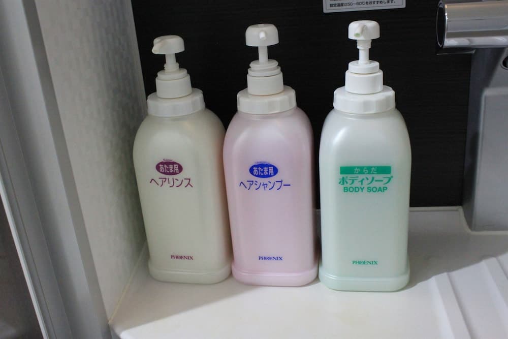 Bathroom amenities