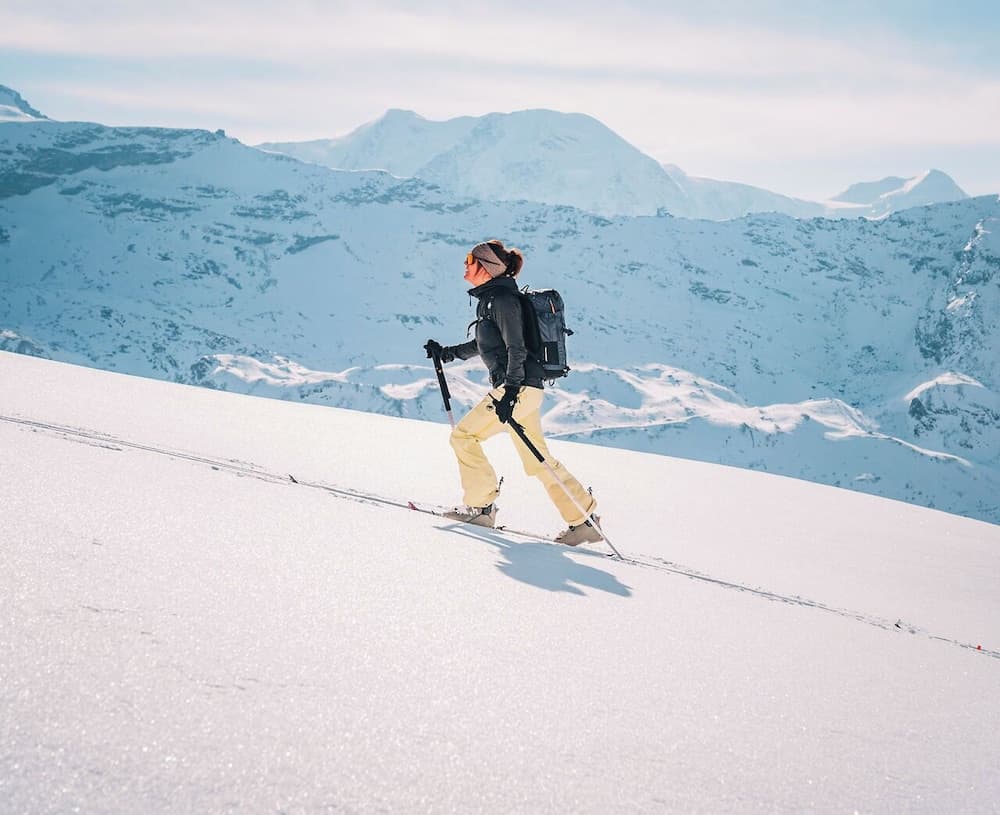 Skiing