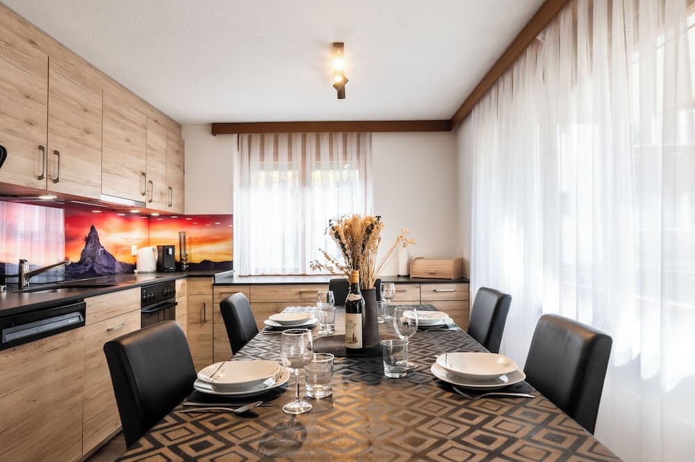 In-room dining