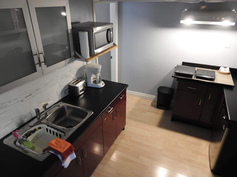 Private kitchenette