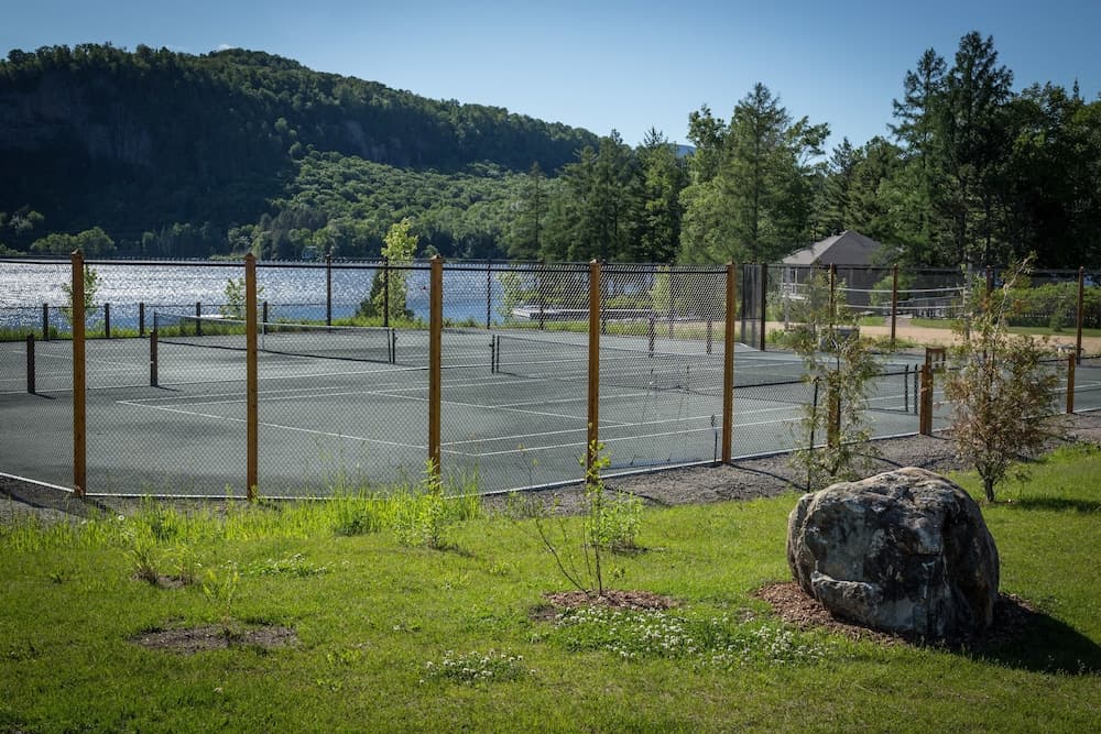Tennis court