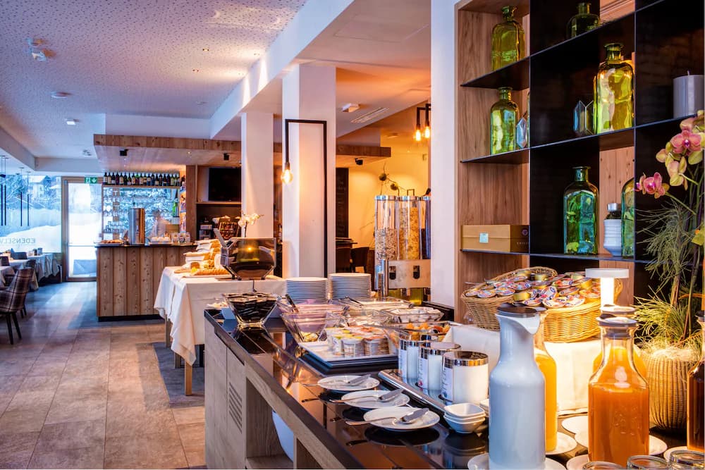 Breakfast buffet