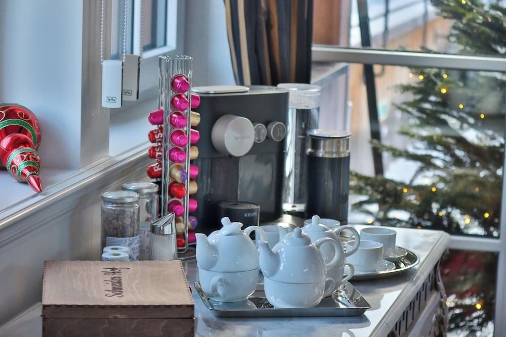 Coffee service