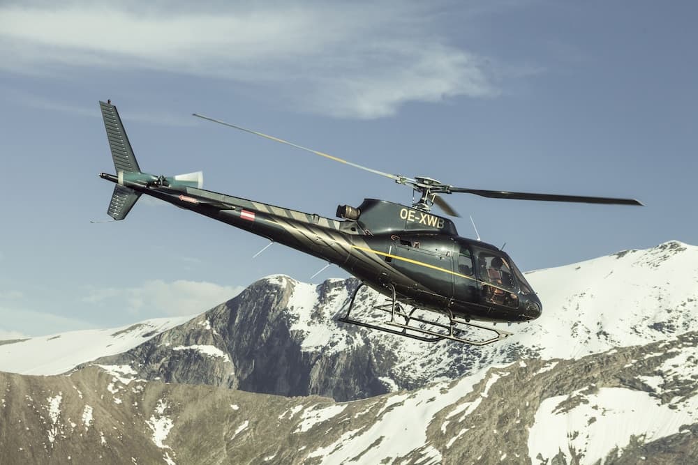 Helicopter/plane tours