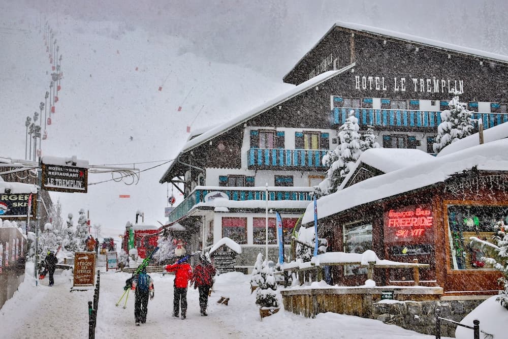 Snow and ski sports
