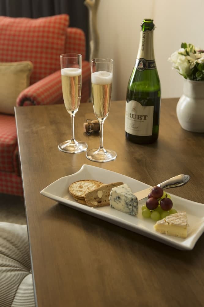 In-room dining