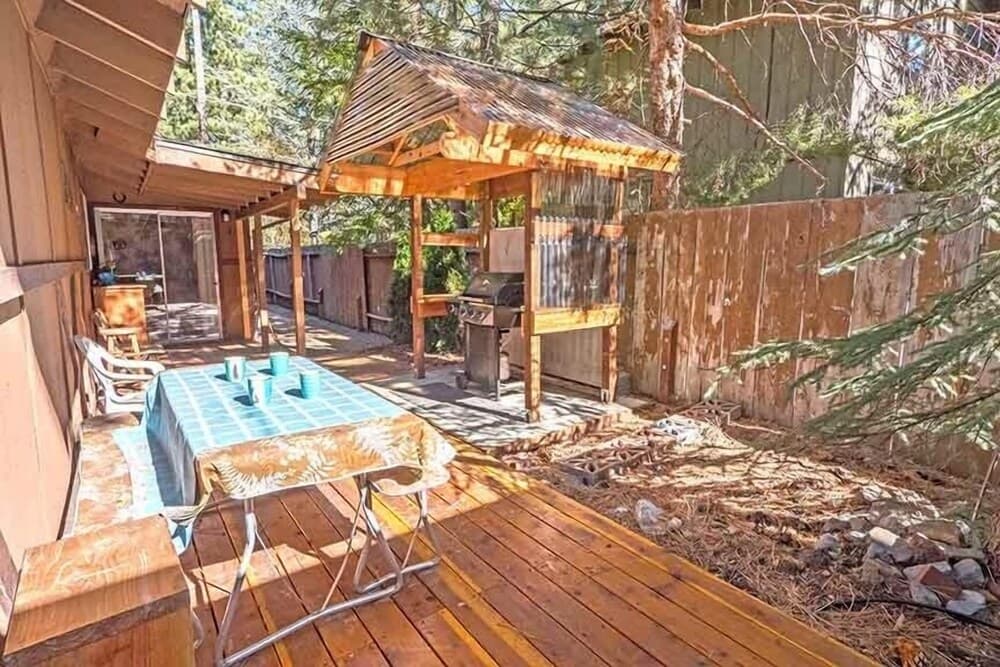 BBQ/picnic area