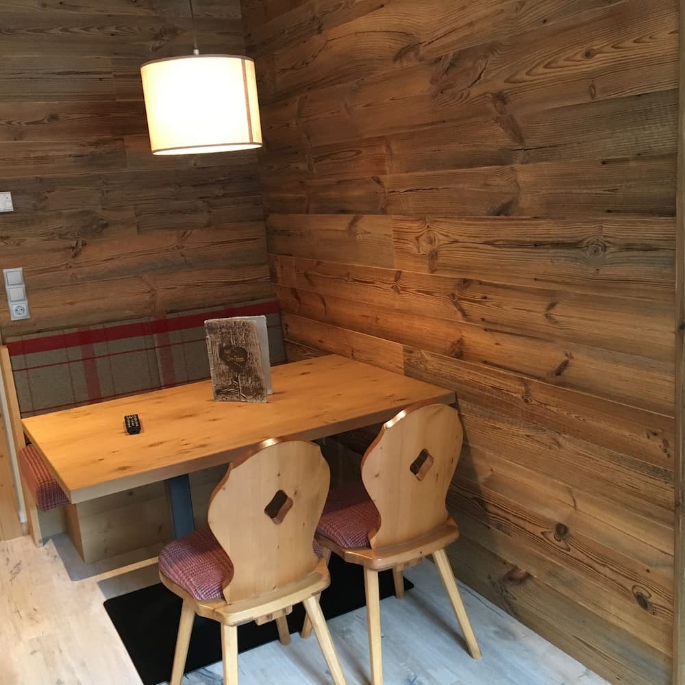In-room dining