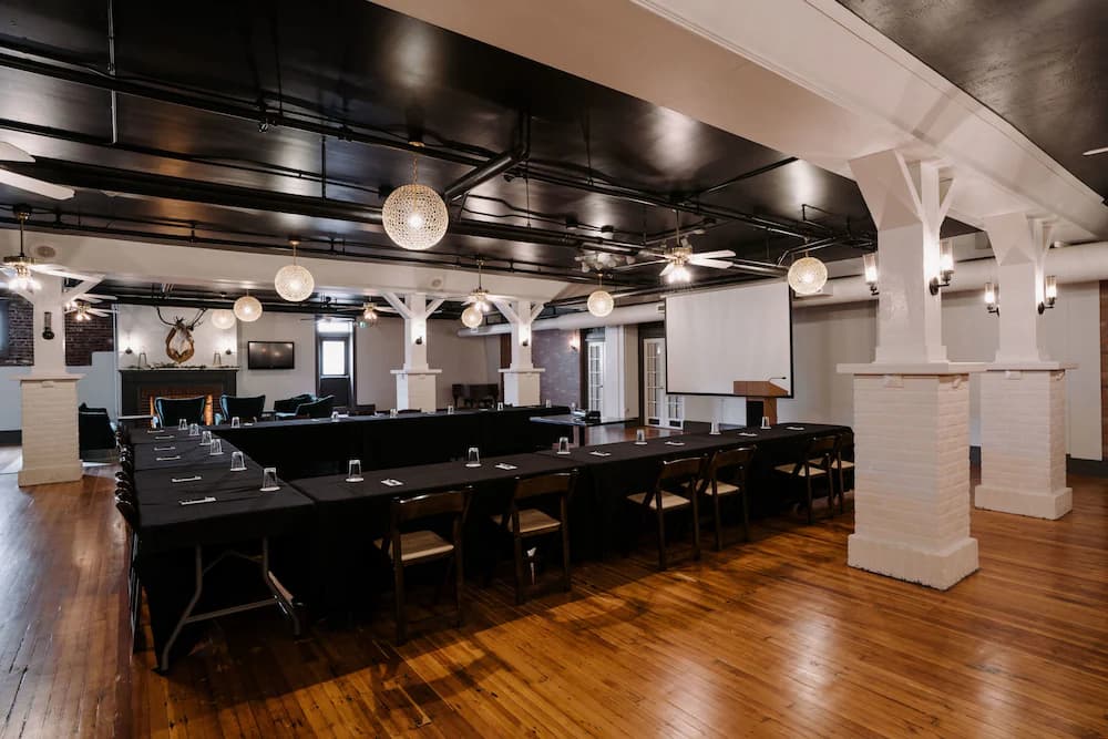 Meeting facility