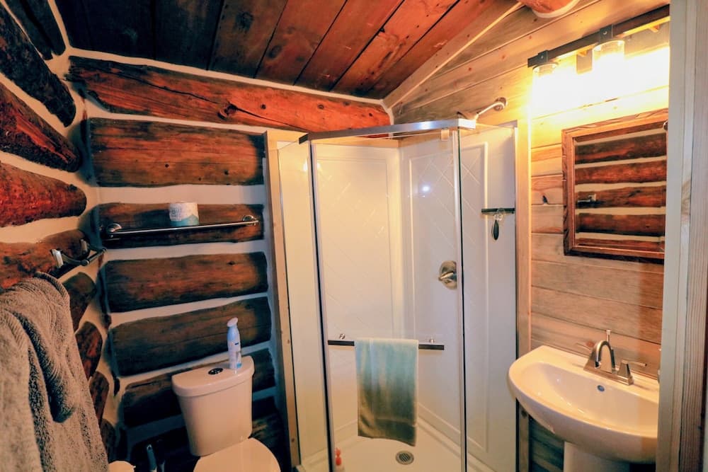 Bathroom shower