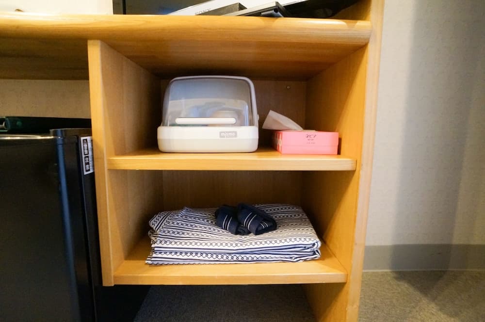 Room amenity