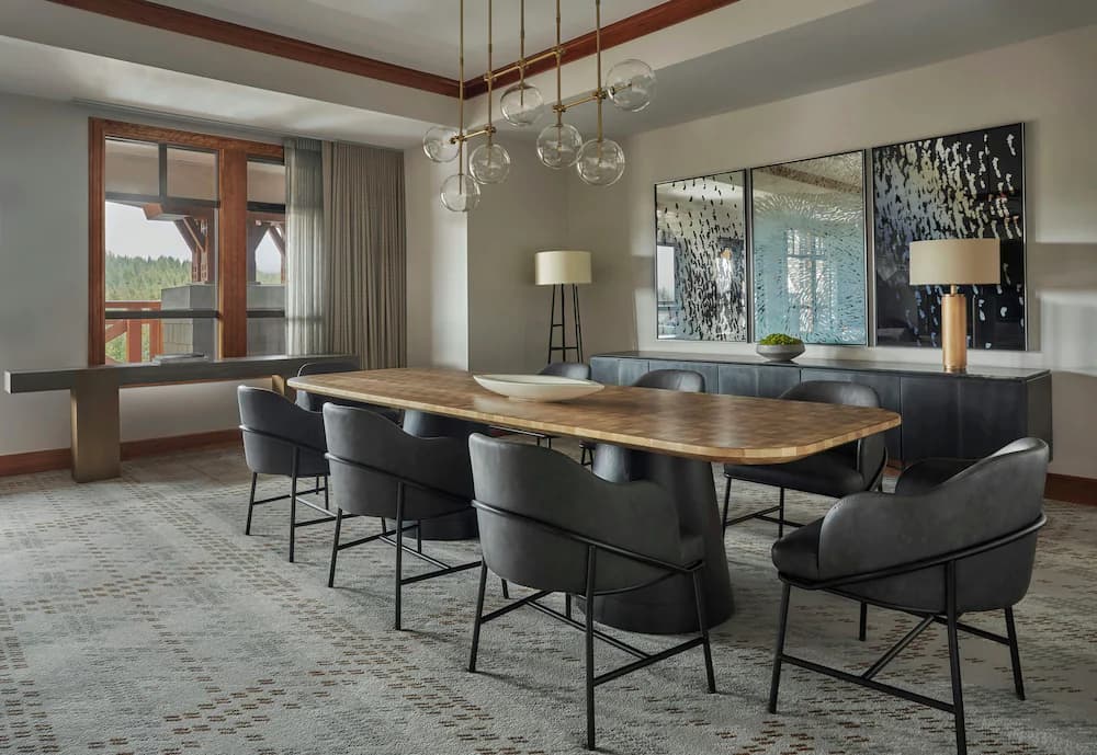 Dining room