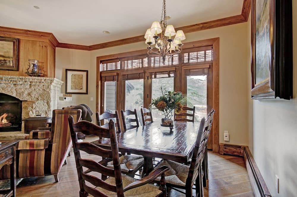 In-room dining