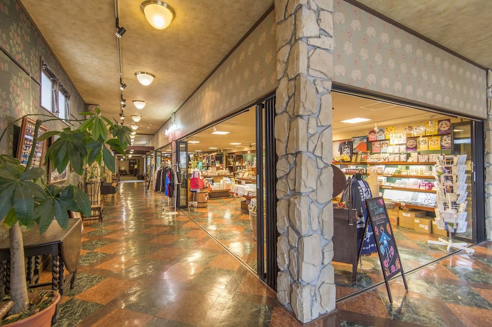 Gift shop
