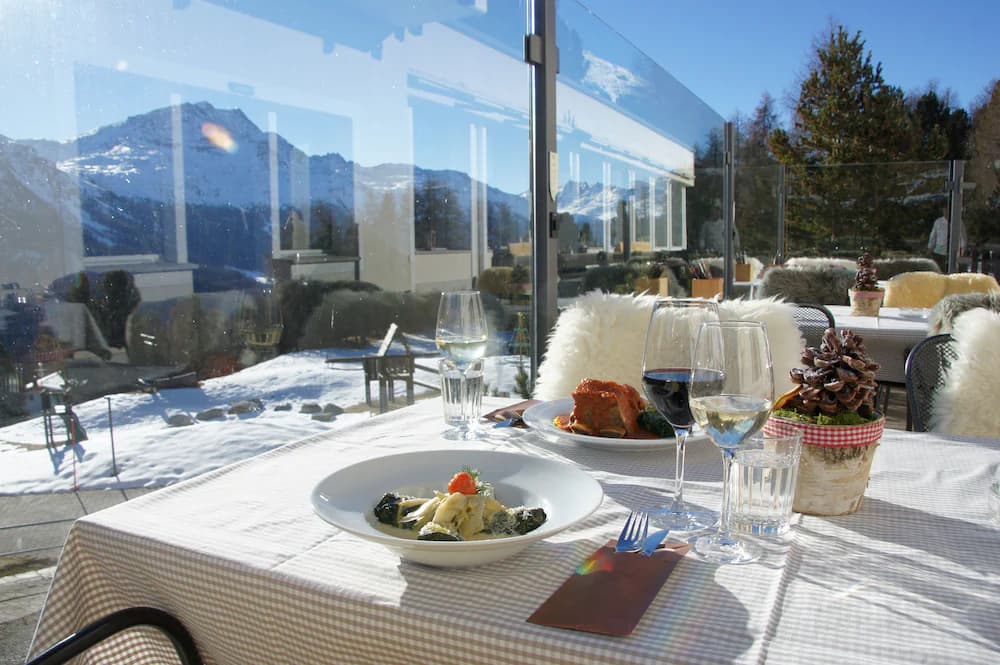 Sundeck