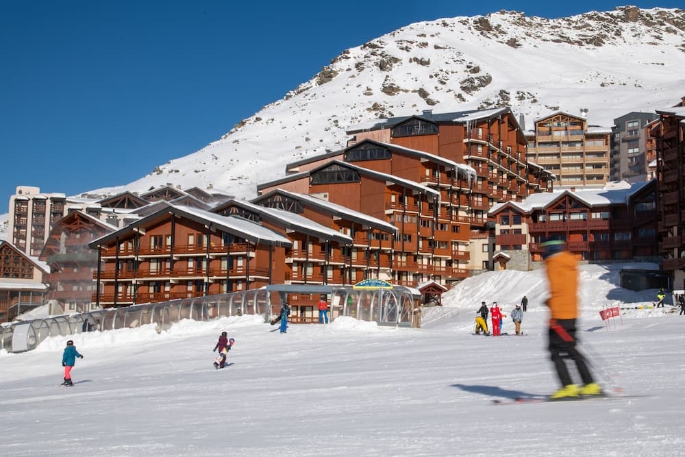 Snow and ski sports