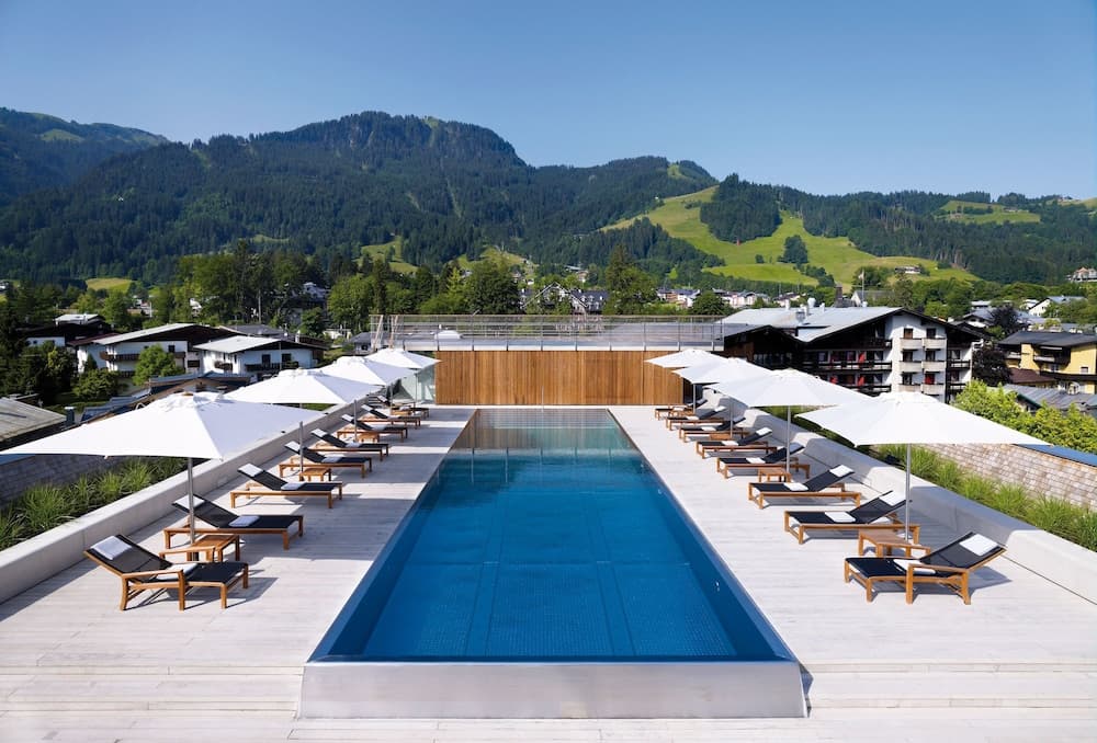 Rooftop pool