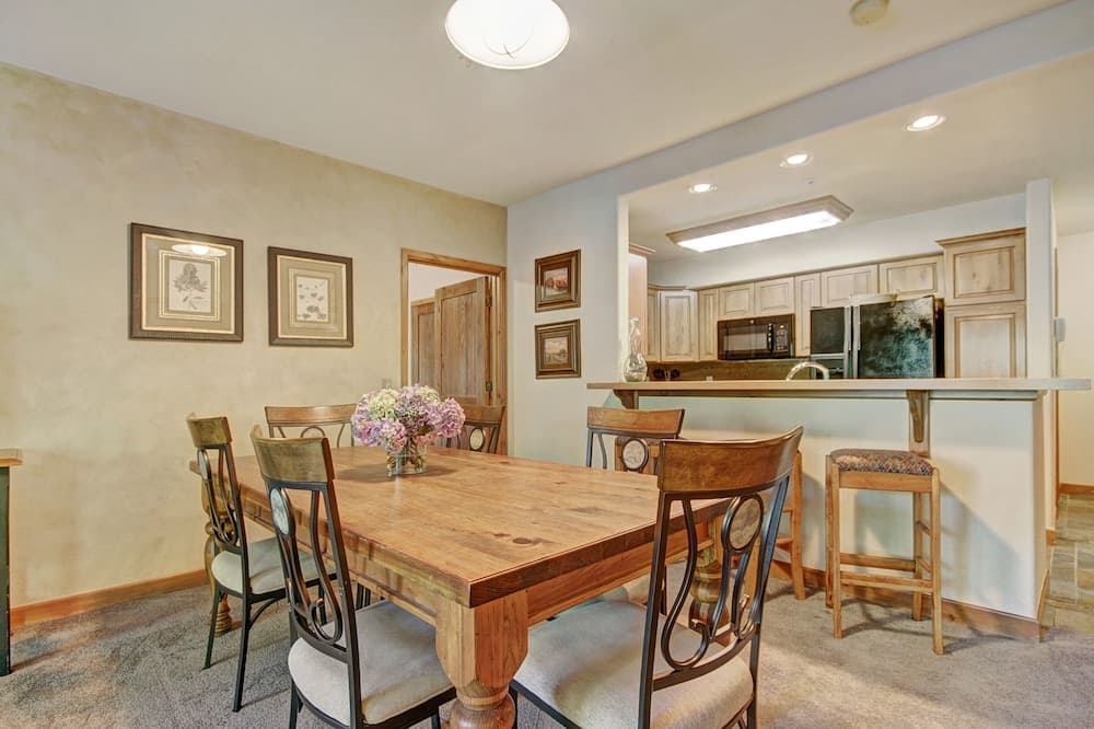 In-room dining