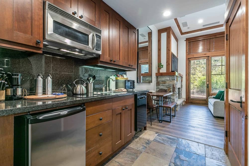 Private kitchenette