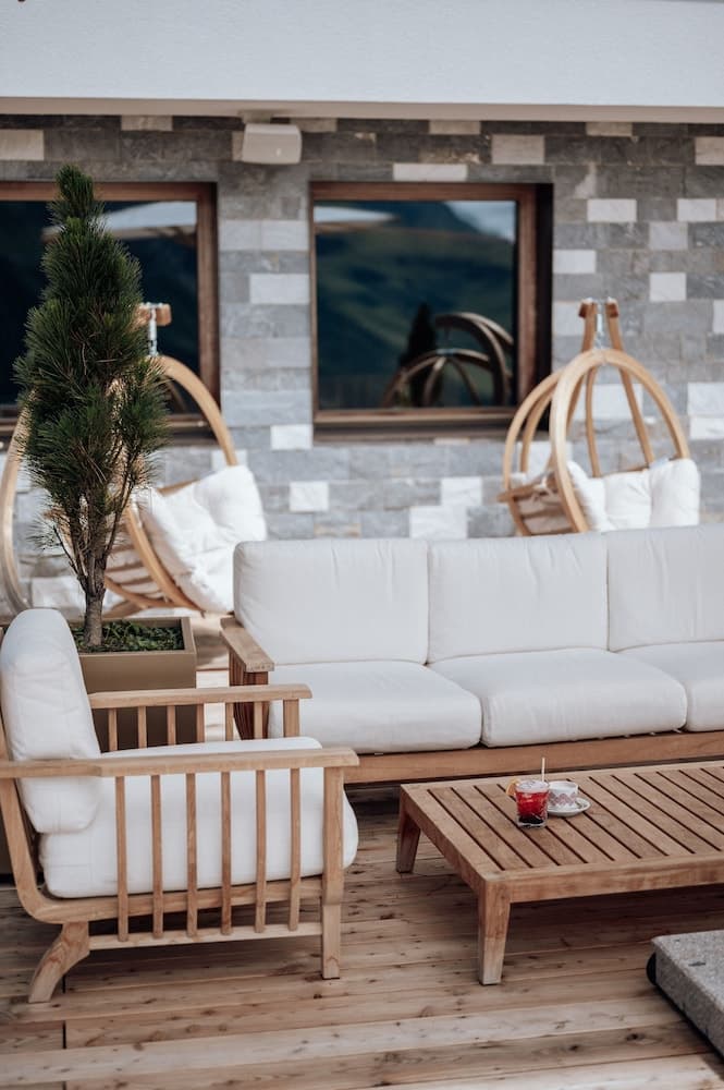 Sundeck