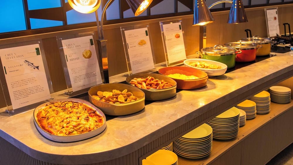 Breakfast buffet