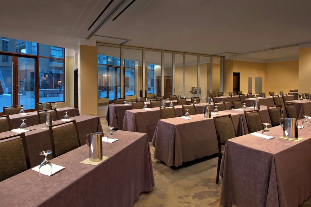 Meeting facility