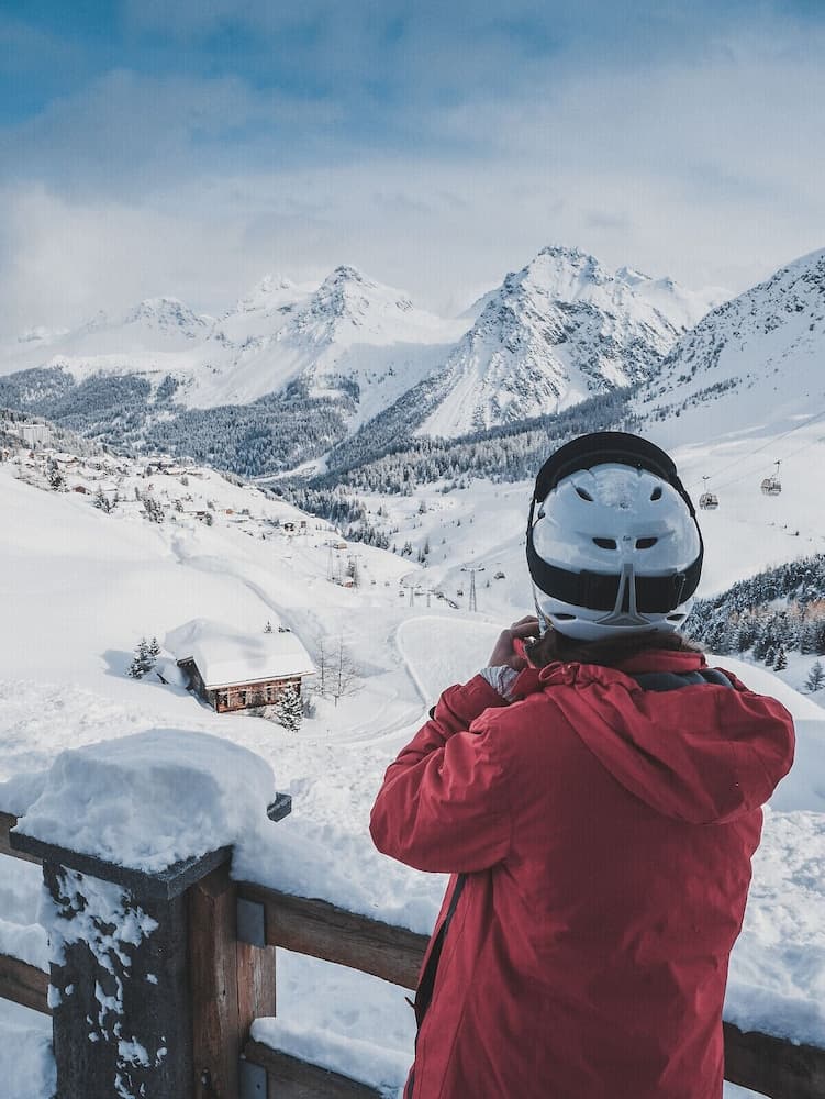 Snow and ski sports