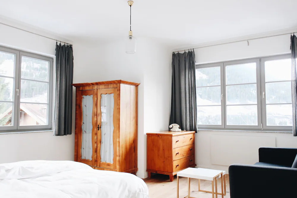 Room amenity