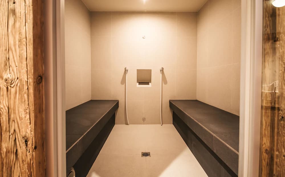 Steam room