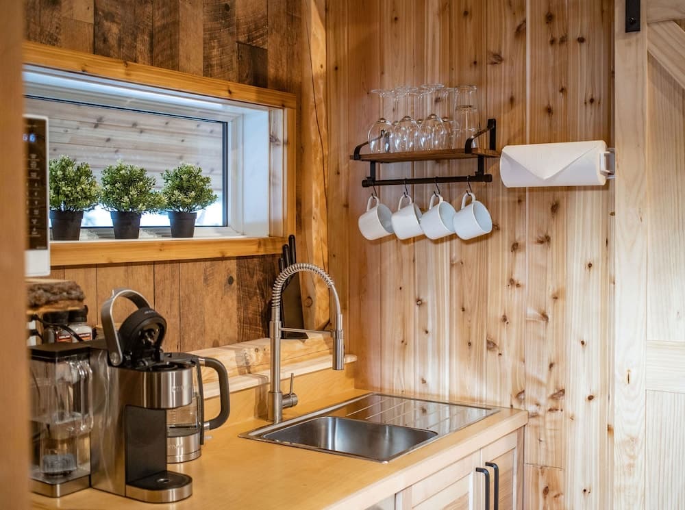 Private kitchenette