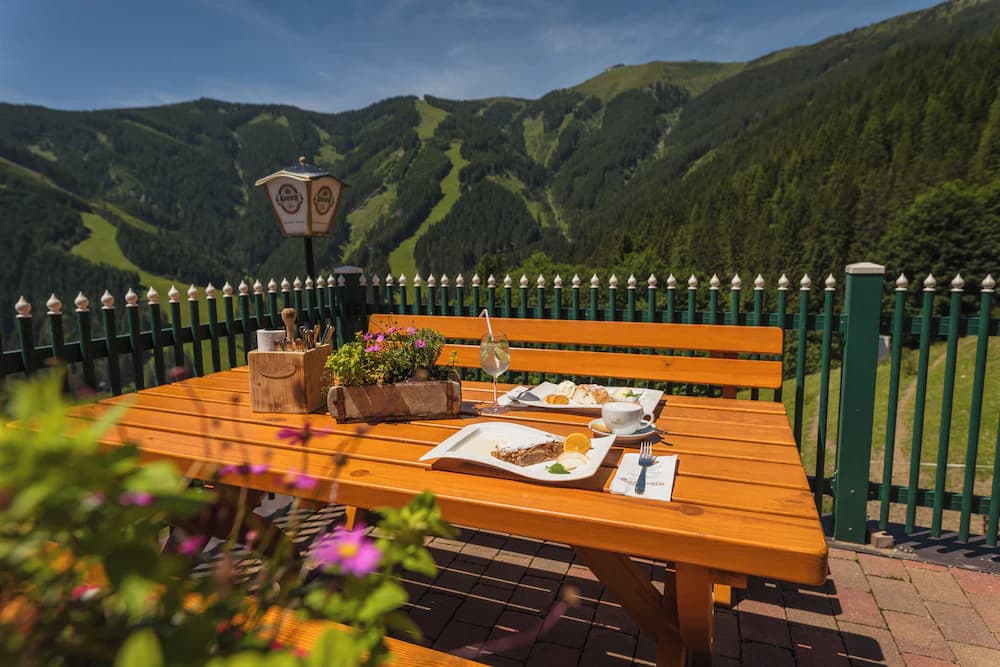 Sundeck