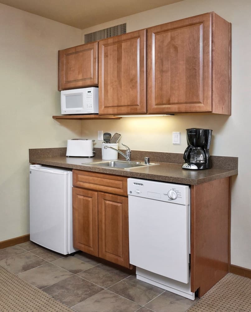Private kitchenette