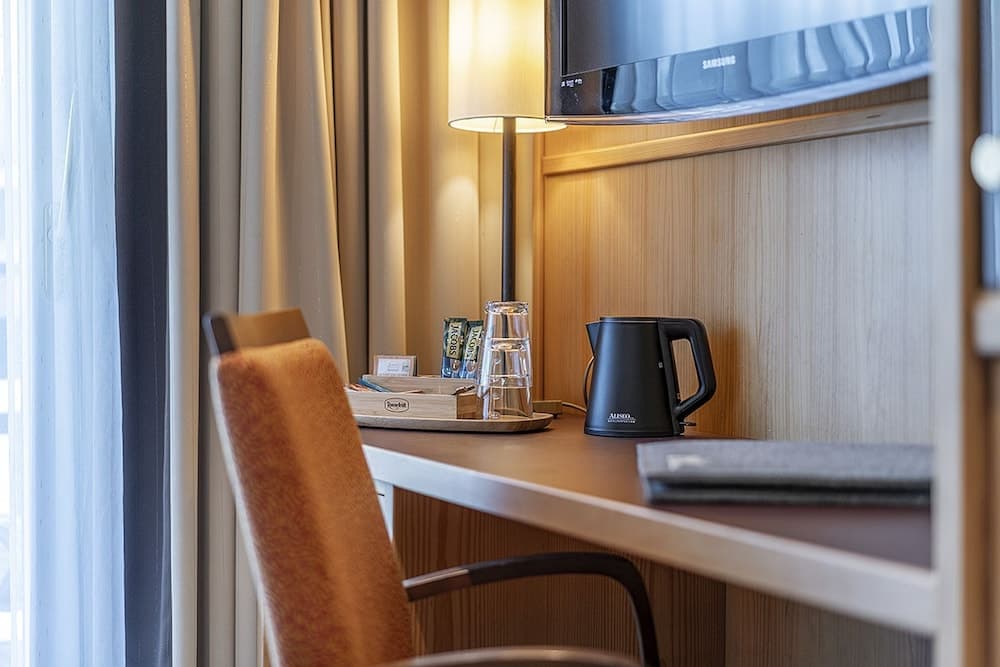 Room amenity