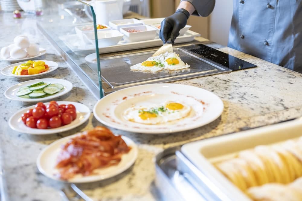 Breakfast buffet