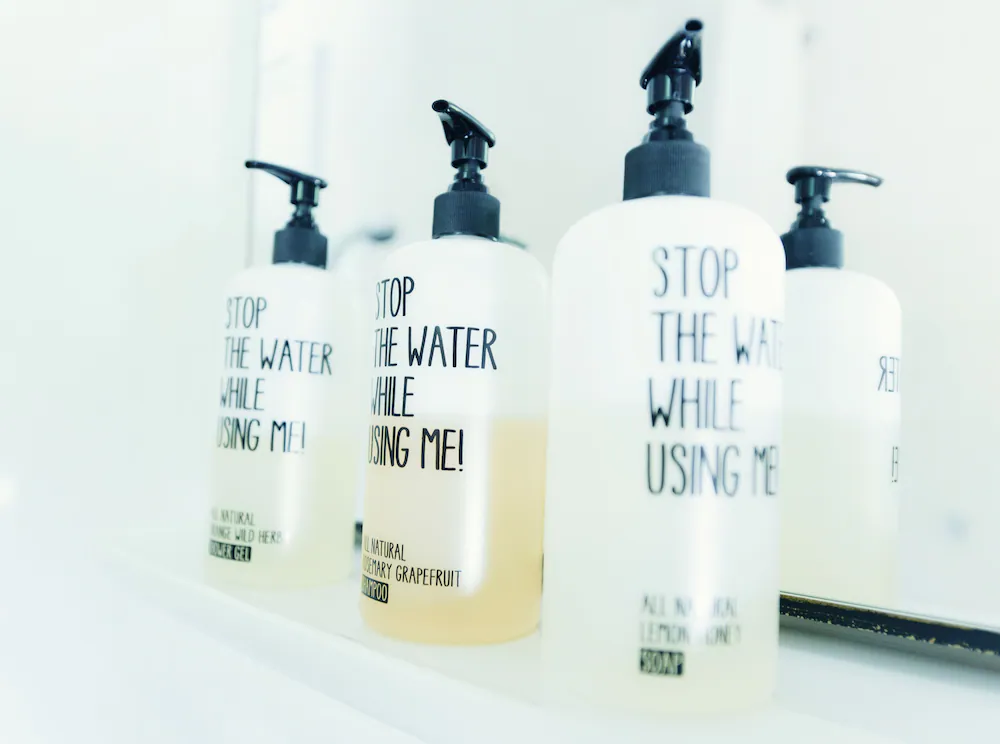 Bathroom amenities