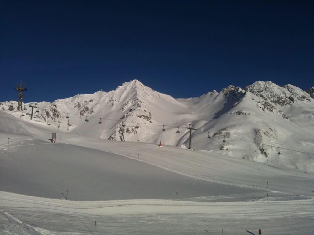 Snow and ski sports