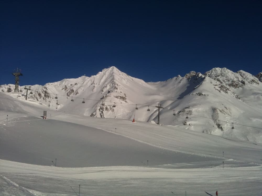 Snow and ski sports