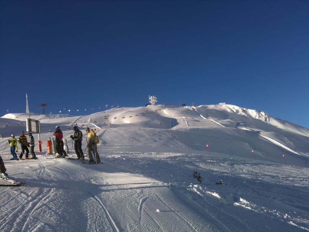 Snow and ski sports