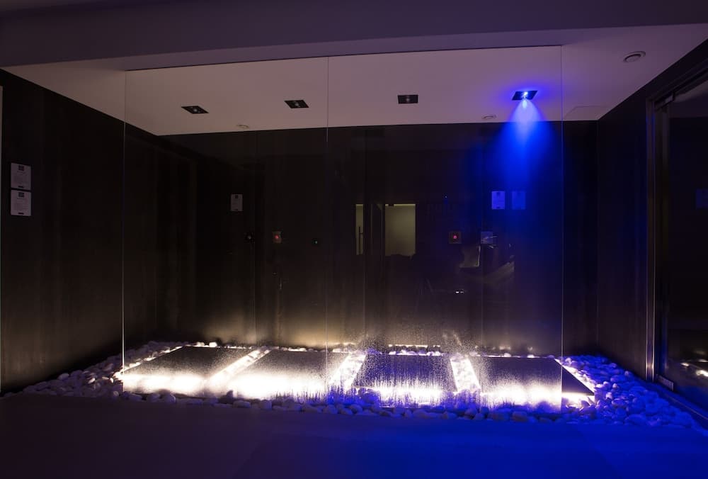 Vichy shower