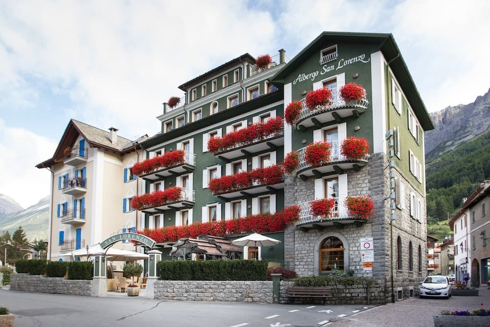 Primary image