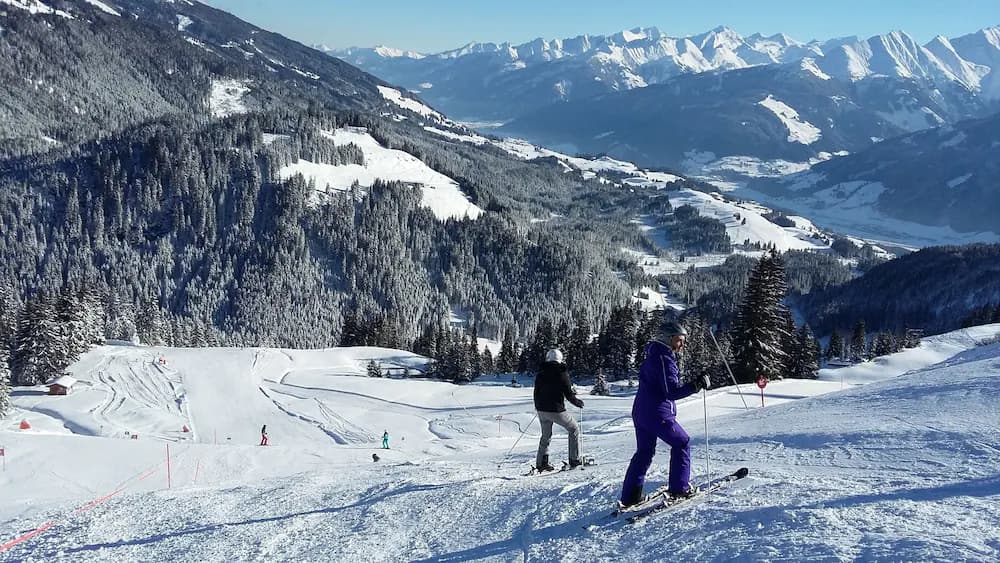 Snow and ski sports