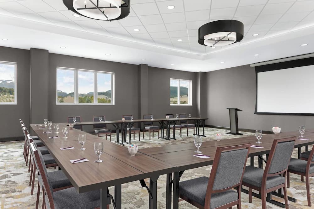 Meeting facility