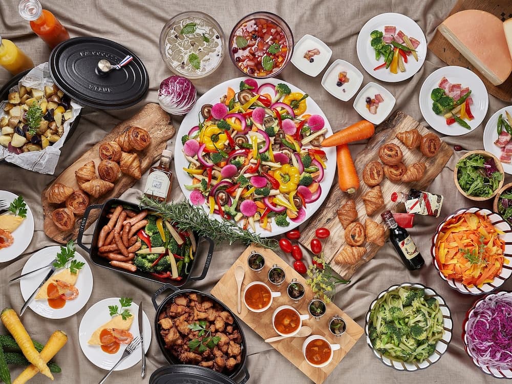 Breakfast buffet