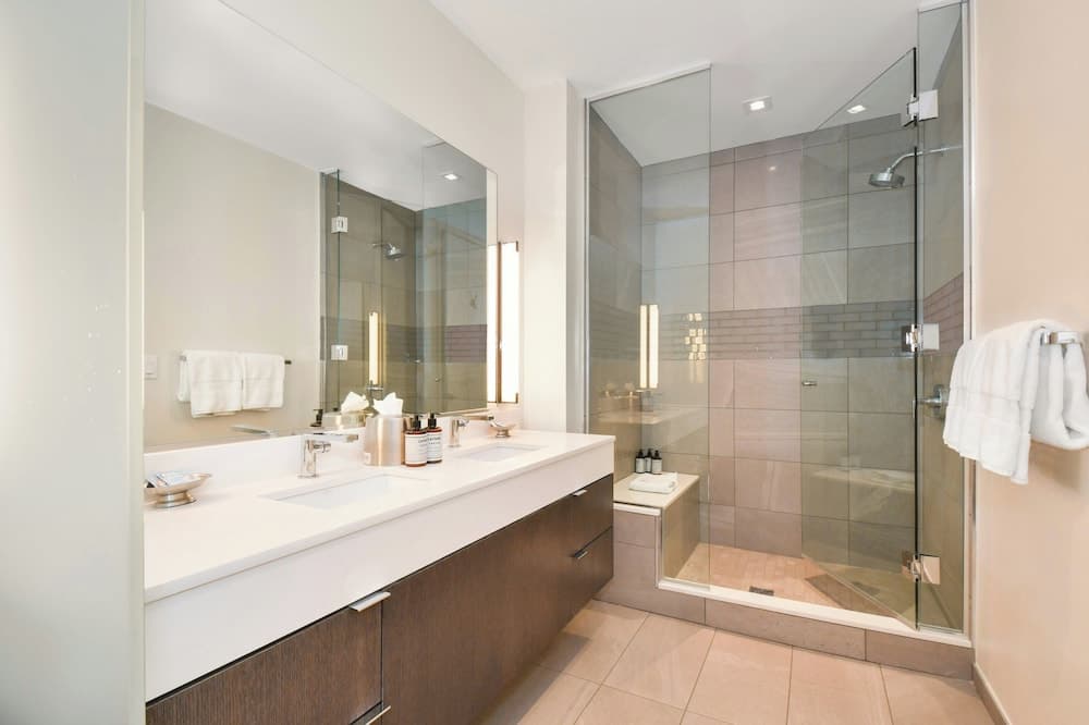 Jetted tub