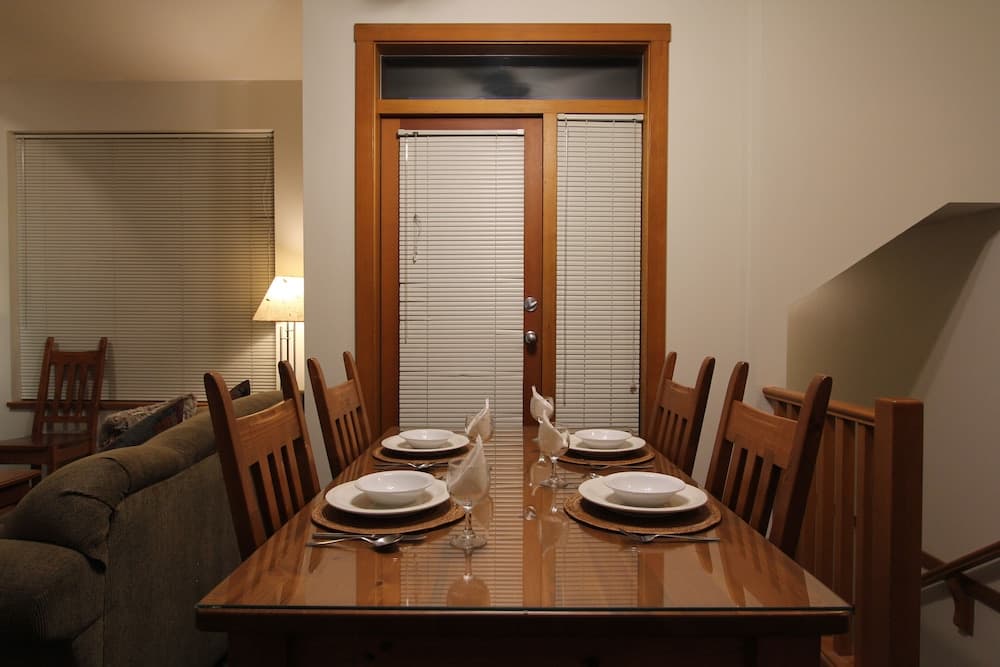 In-room dining