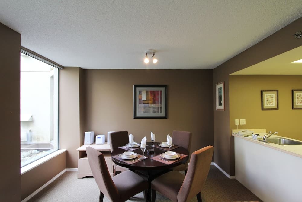 In-room dining