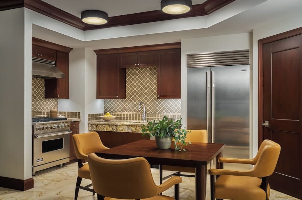 Private kitchenette