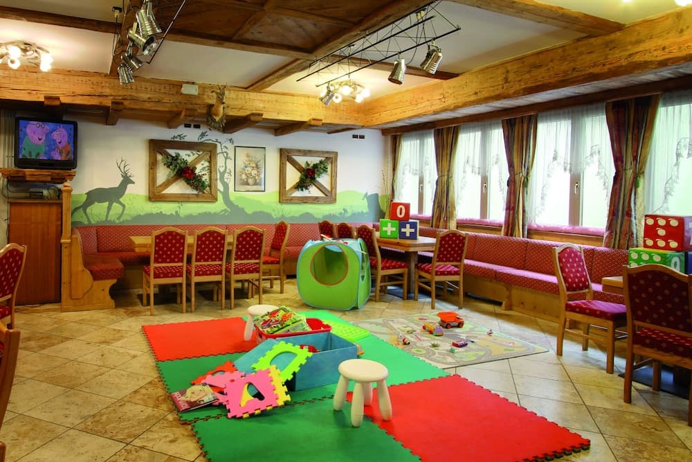 Children's play area - indoor