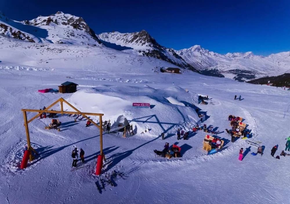 Snow and ski sports