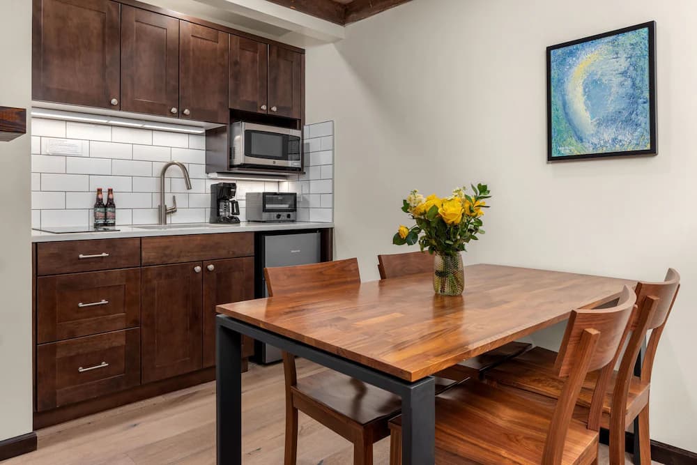 In-room dining